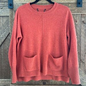 Cashmere front pocket sweater